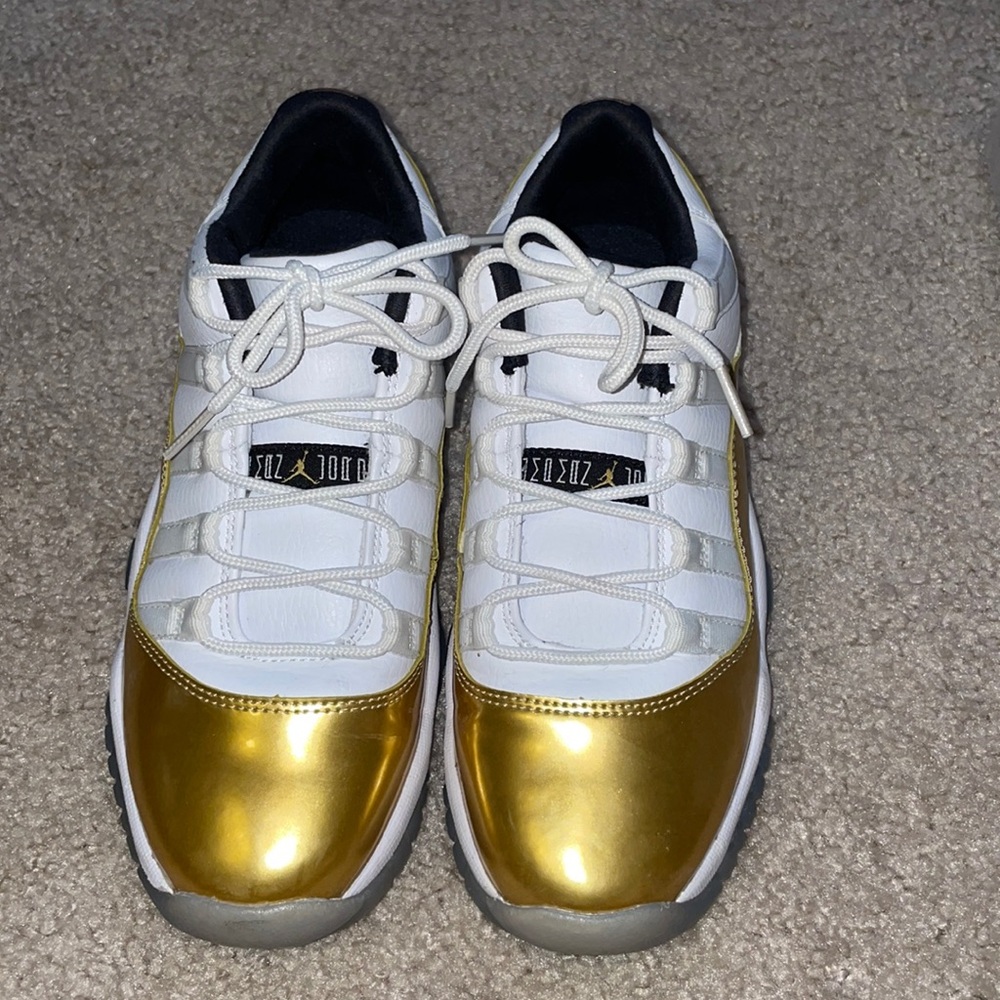 Jordan 11 Retro Low Closing Ceremony size 5.5
